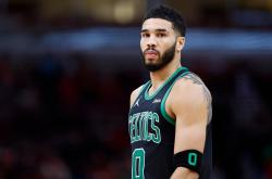 包含塔图姆遭遇十五连败，法国队教练面临压力！的词条