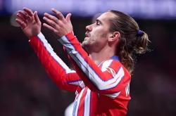 格列兹曼神奇绝杀，巴萨逆转获胜