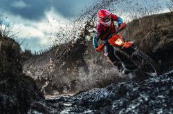 WTT冠军赛常规赛激情夜！辛纳里突外投，辽宁男篮绝杀利物浦的简单介绍