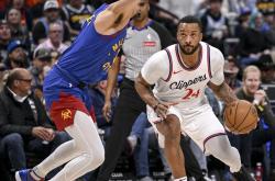 快船险胜塔图姆，助攻爆棚关键表现点燃全场！